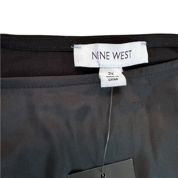 Nine West Ruched Shoulder Tie Elegant Black Women's Top Size 2X NWT - Picture 15 of 17